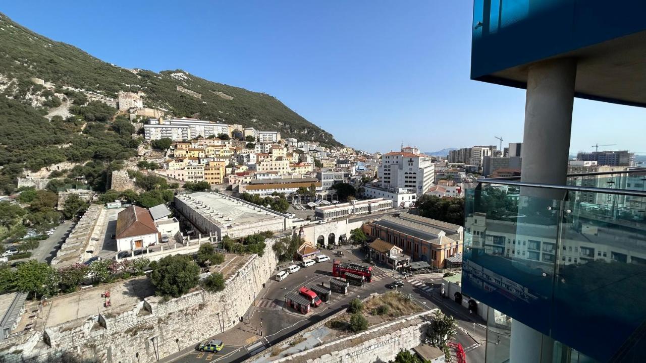 Ocean Village Luxury 2 Bed 2 Bath Apartment - Amazing Views - Pools And Jacuzzis Gibraltar Extérieur photo
