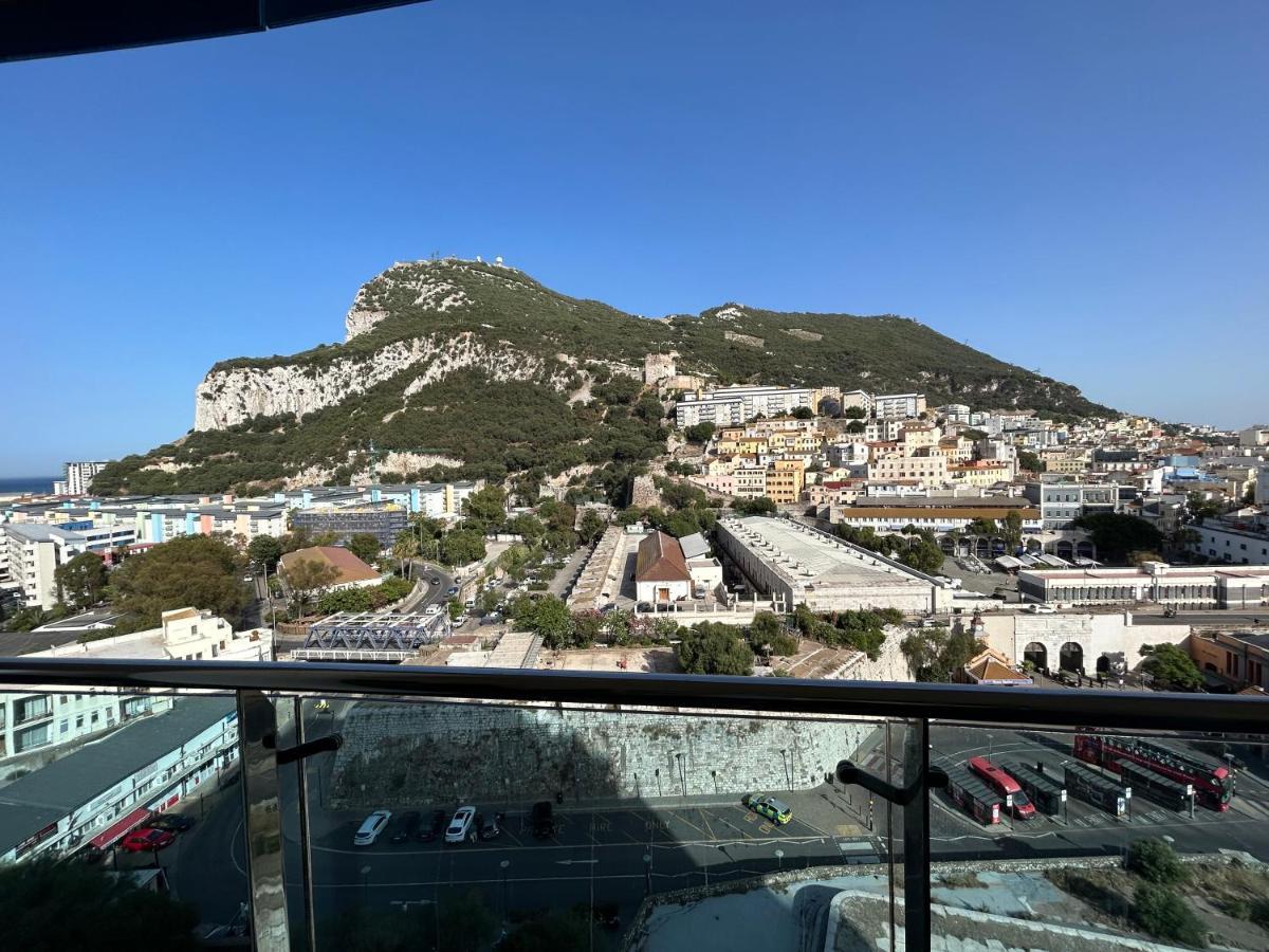 Ocean Village Luxury 2 Bed 2 Bath Apartment - Amazing Views - Pools And Jacuzzis Gibraltar Extérieur photo