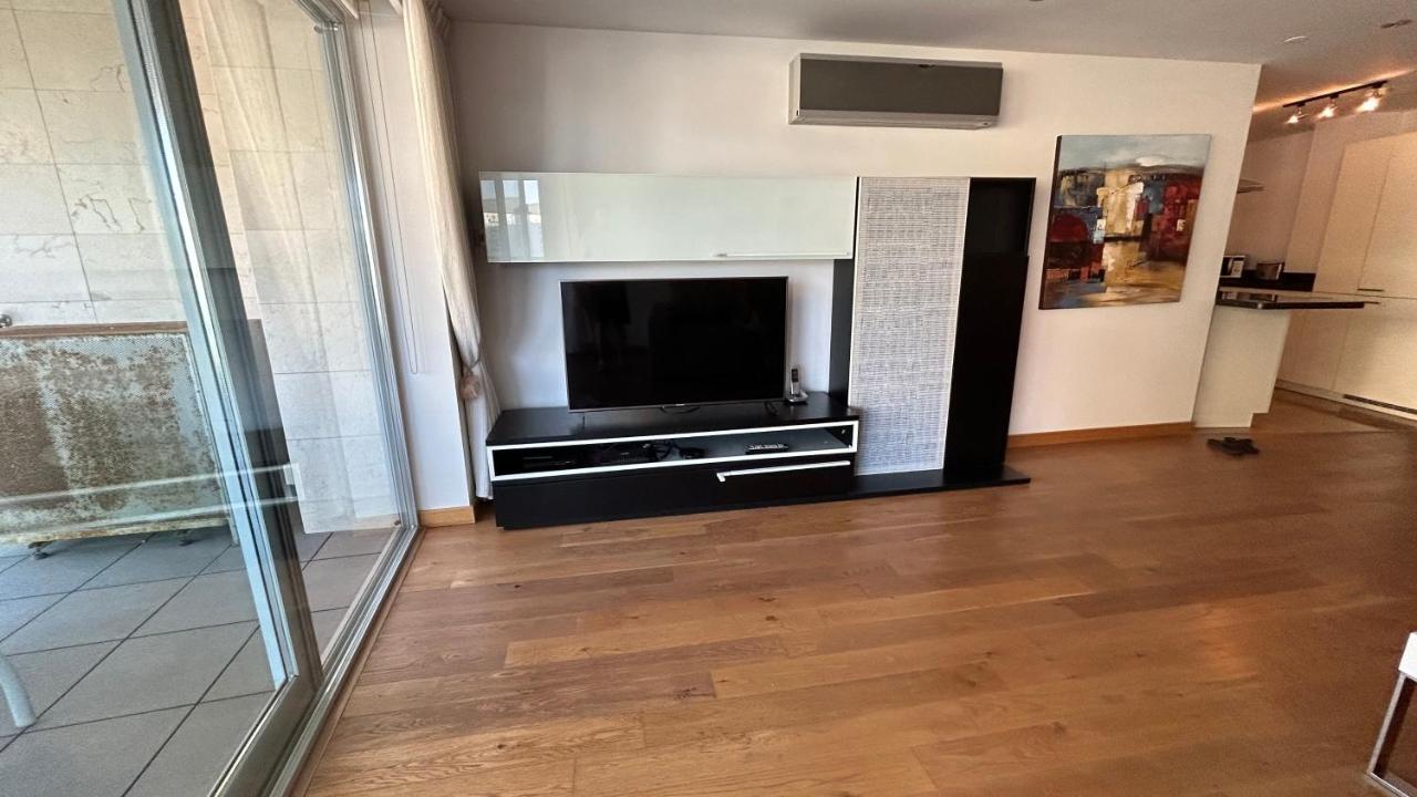 Ocean Village Luxury 2 Bed 2 Bath Apartment - Amazing Views - Pools And Jacuzzis Gibraltar Extérieur photo
