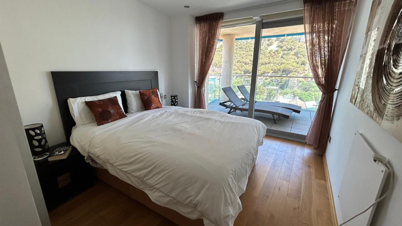 Ocean Village Luxury 2 Bed 2 Bath Apartment - Amazing Views - Pools And Jacuzzis Gibraltar Extérieur photo