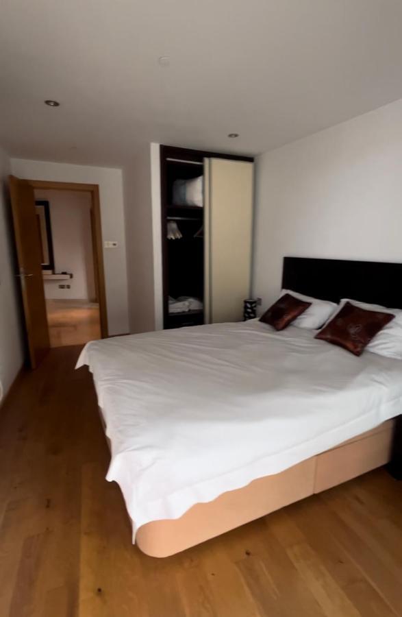 Ocean Village Luxury 2 Bed 2 Bath Apartment - Amazing Views - Pools And Jacuzzis Gibraltar Extérieur photo