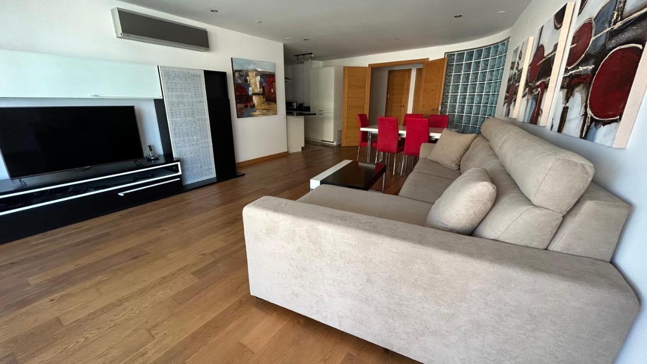 Ocean Village Luxury 2 Bed 2 Bath Apartment - Amazing Views - Pools And Jacuzzis Gibraltar Extérieur photo