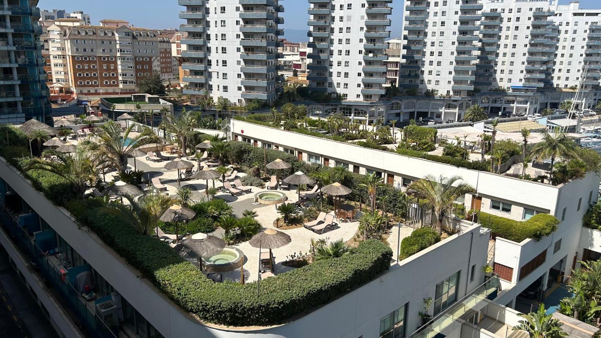 Ocean Village Luxury 2 Bed 2 Bath Apartment - Amazing Views - Pools And Jacuzzis Gibraltar Extérieur photo